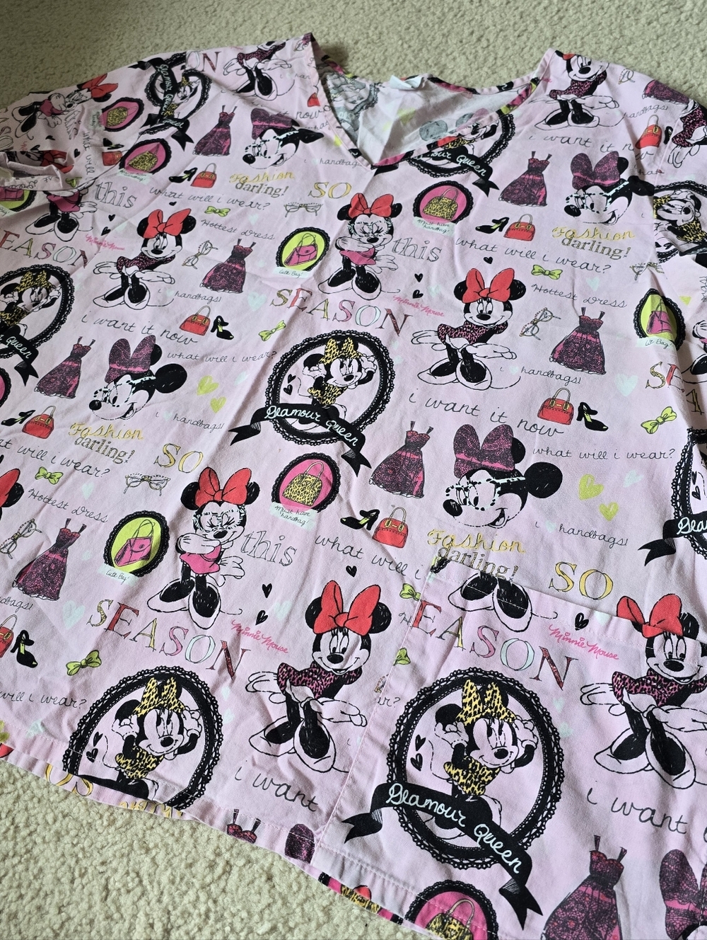 Minnie Mouse Disney Scrub With Pockets Womens Size 3X 4X